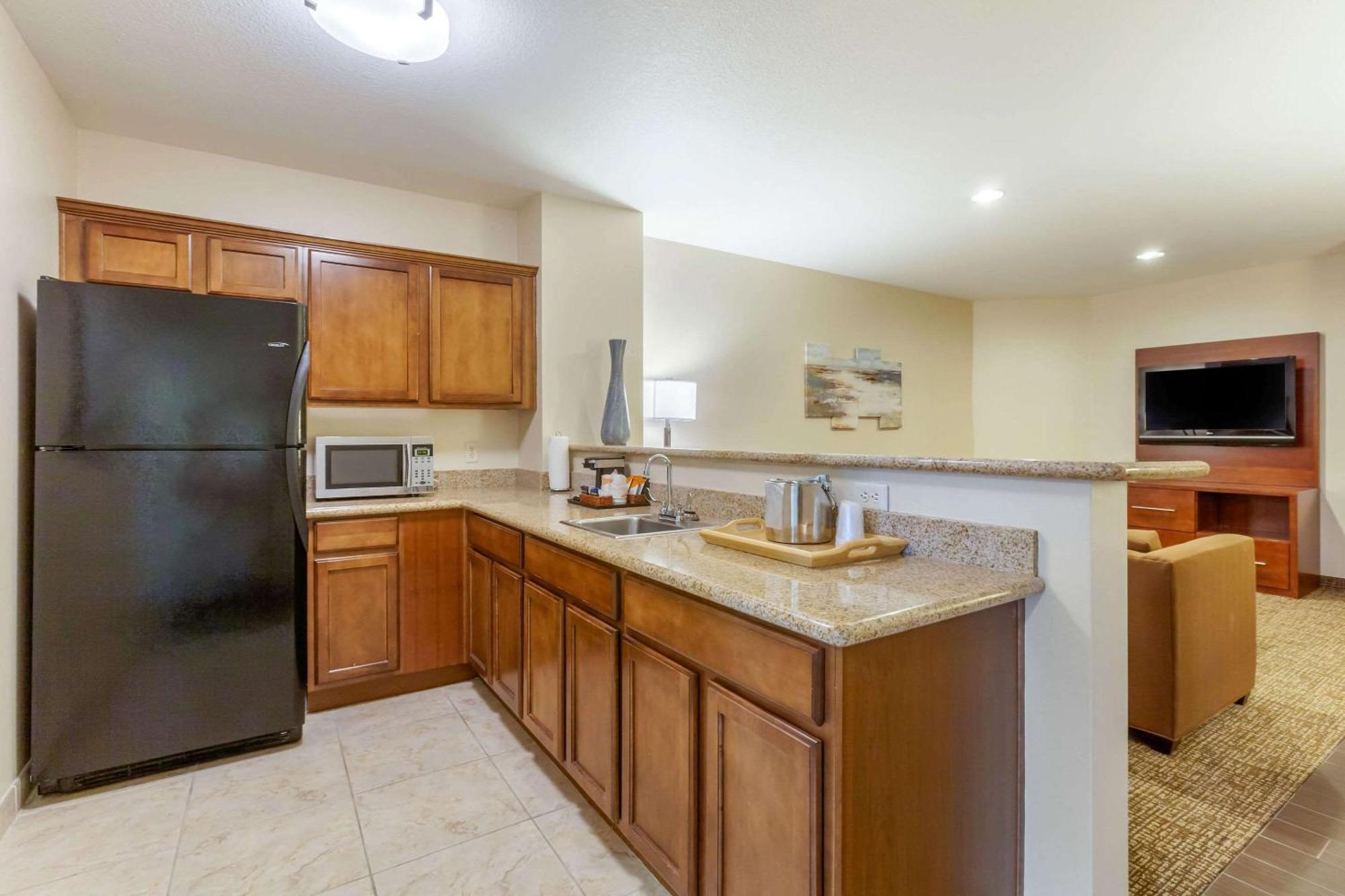 Comfort Suites Glendale - State Farm Stadium Area Exteriör bild